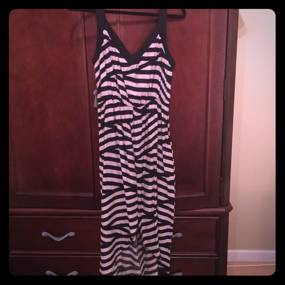 Black & Nude Striped Hi-Low Sleeveless Dress
